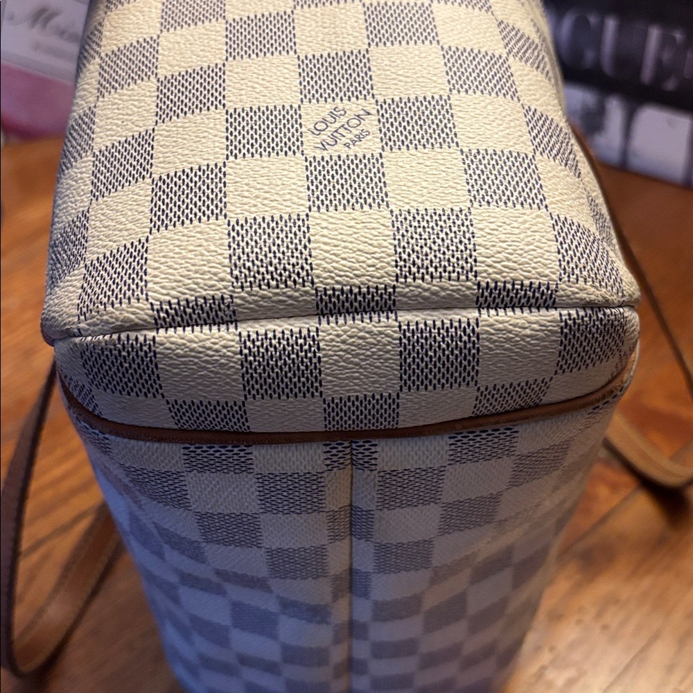 Louis Vuitton Totally Damier Azur PM COA - Picture 7 of 17